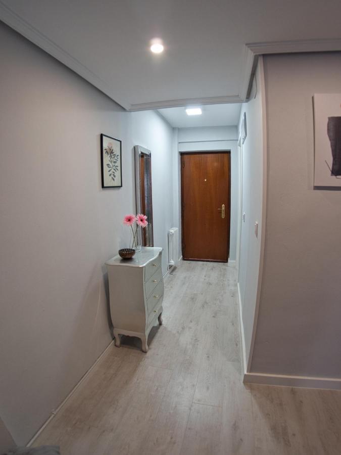 Bonito Piso Villafria Oviedo Bagian luar foto