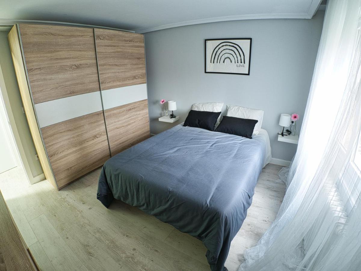 Bonito Piso Villafria Oviedo Bagian luar foto