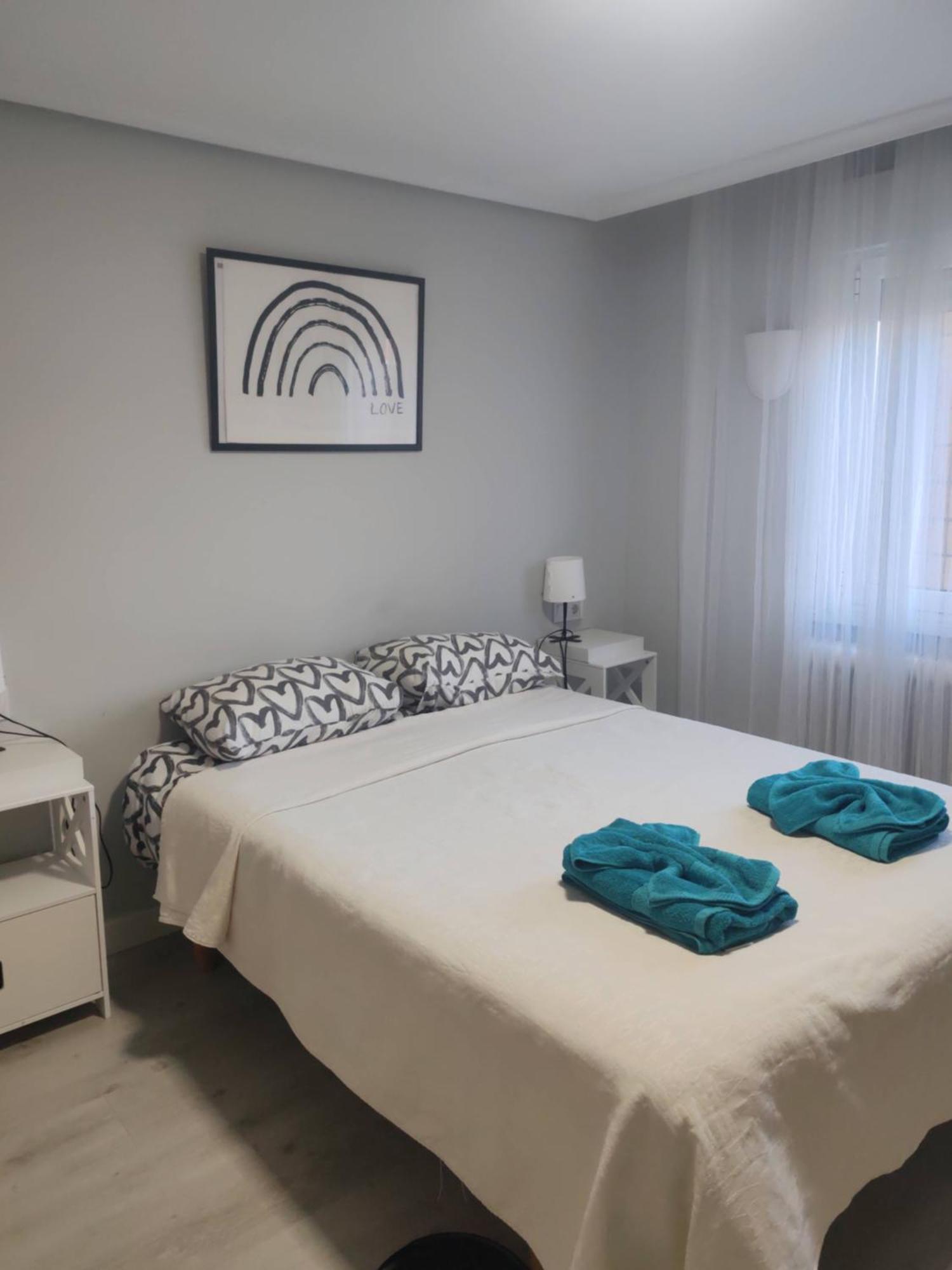 Bonito Piso Villafria Oviedo Bagian luar foto